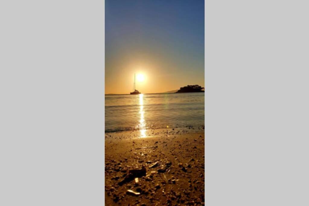 Face Mer Entre Plage Et Marina Bormes-les-Mimosas Εξωτερικό φωτογραφία