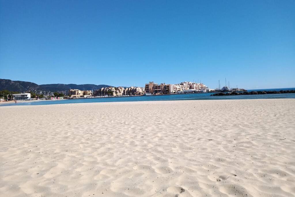 Face Mer Entre Plage Et Marina Bormes-les-Mimosas Εξωτερικό φωτογραφία